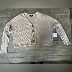 NWT Oversized crop button up sweater cardigan